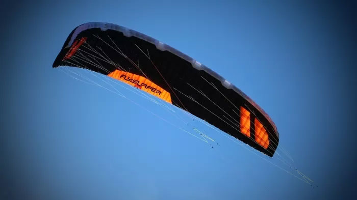Flysurfer Sonic FR full race high aspect foil kite